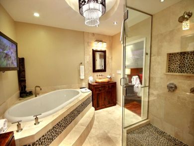 Bathroom with Tub