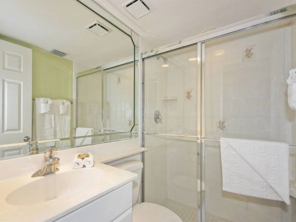 Luxury Two Bedroom Beach Condo Sleeps 6 Shared Pool