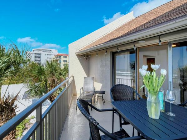 Rare Siesta Key Four Bedroom Beach Townhome Large Balcony