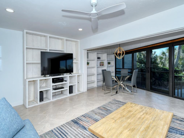 Rare Siesta Key Four Bedroom Beach Townhome Large Balcony