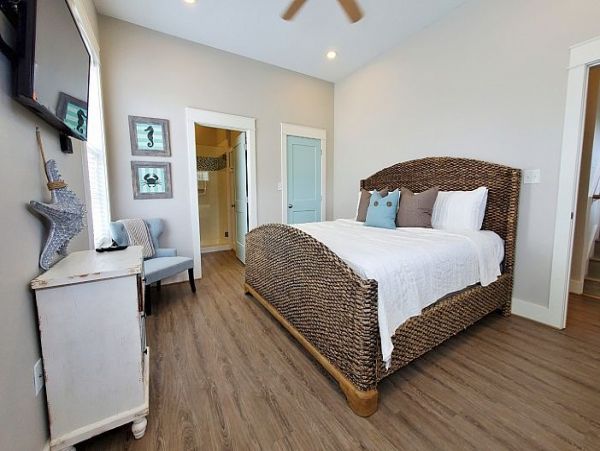 Luxury 7 Bedroom Almost on The Sand Destin Vacation Rental
