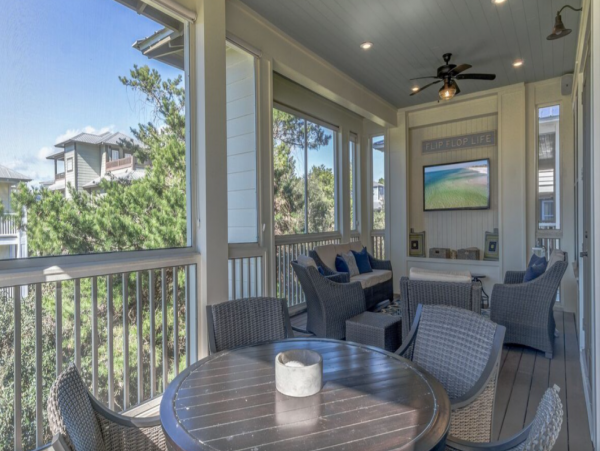 Seacrest Five Bedrooms Sleeps 16 Guests Short Walk to Beach