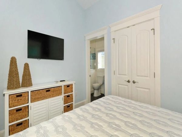 A Stunning Anna Maria Island Vacation Home Great Pool Home!