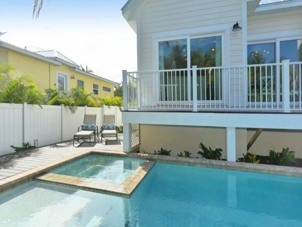 A Stunning Anna Maria Island Vacation Home Great Pool Home!