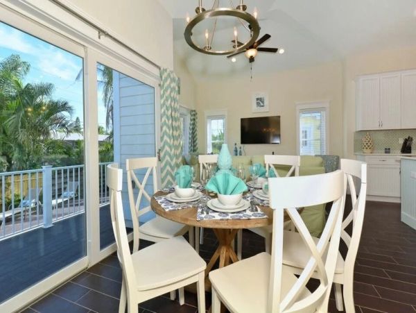 A Stunning Anna Maria Island Vacation Home Great Pool Home!