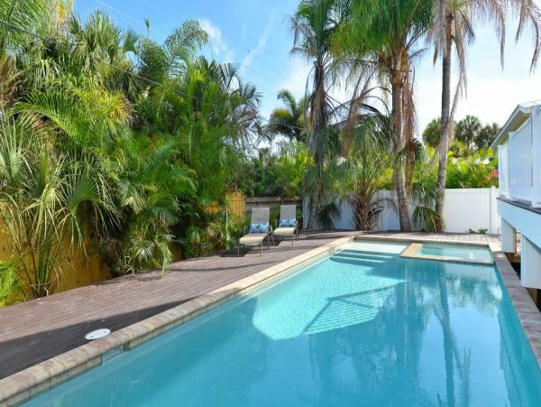 A Stunning Anna Maria Island Vacation Home Great Pool Home!