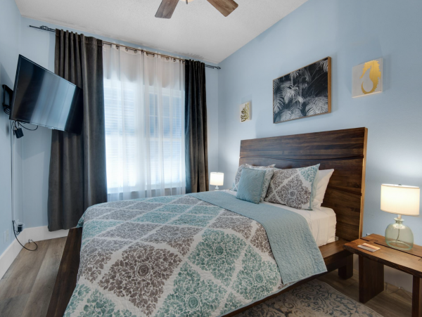 Three Bedroom Destin Vacation Rental with Private Pool