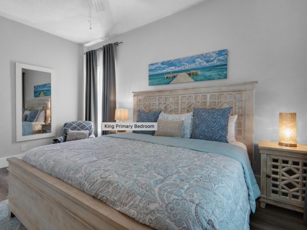 Three Bedroom Destin Vacation Rental with Private Pool
