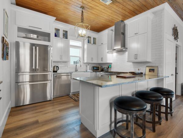 Three Bedroom Destin Vacation Rental with Private Pool