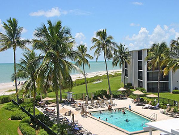 Great Value One Bedroom Beach Condo Sleeps Three Guests
