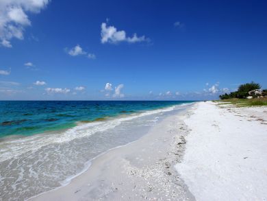 Sanibel Vacation Rental One Bedroom Sleeps 4 On Beach