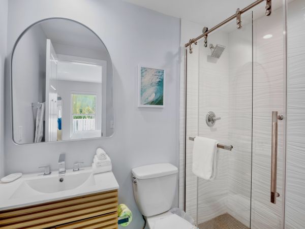Beachside Vacation Home Six Bedrooms - Your Ideal Anna Maria Island Retreat
