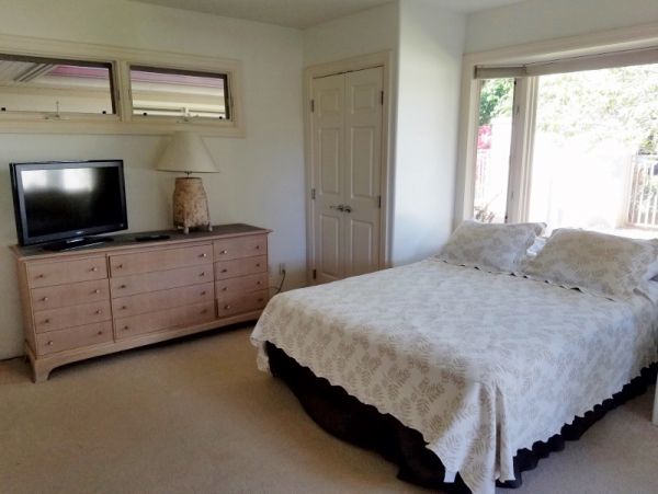 Kapalua Short Walk to Beach Three Bedroom Vacation Home