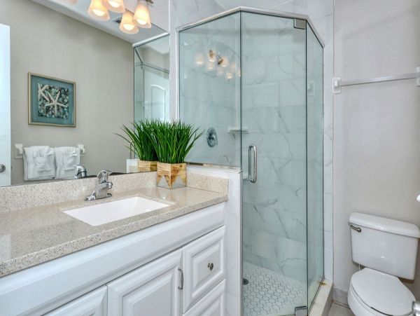 Siesta Key Two Bedroom Condo on the Beach Sleeps 6