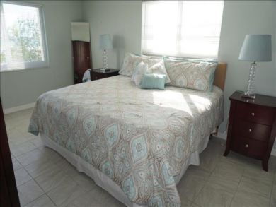 Two Bedroom Condo Sleeps Six Close to Beach