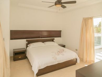 Three Bedroom Luxury Accommodation in Costa Hermosa