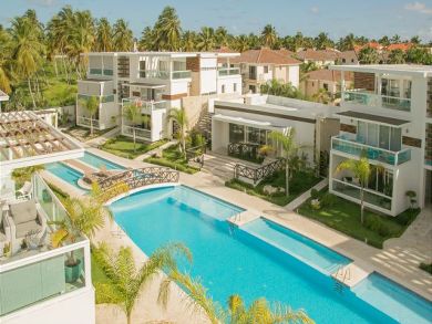 Value All the Way what a GREAT Vacation Condo.
