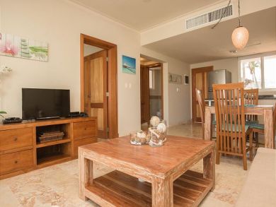 One Bedroom Beach Accommodation form $999 a Week!