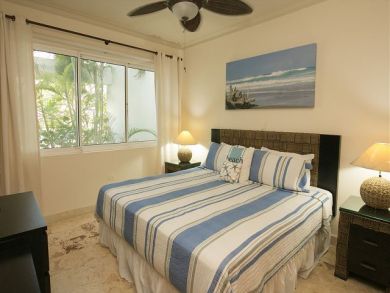 Value Priced Beach Condo Steps to Sand Walk to Dining Ground