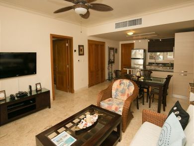 Value Priced Beach Condo Steps to Sand Walk to Dining Ground