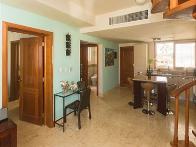 One Bedroom Value Priced Accommodation Ocean View Condo
