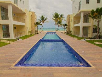 Views, Pool, Great Locations.