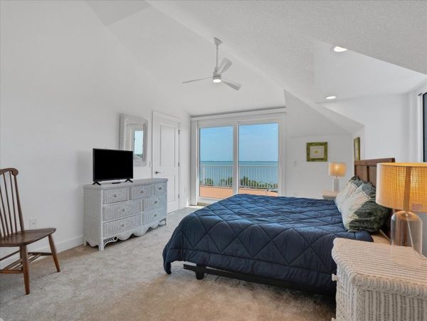 Boca Grande Luxury 4-Bedroom Bayfront Home with Dock and Short Walk to Sandy Beach Huge Pool!