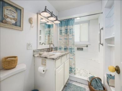 Anna Maria Island Vacation Duplex 2 Bedroom Sleeps 6 Guests
