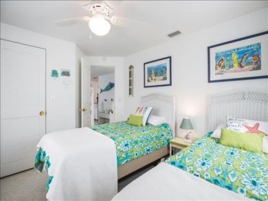 Anna Maria Island Vacation Duplex 2 Bedroom Sleeps 6 Guests