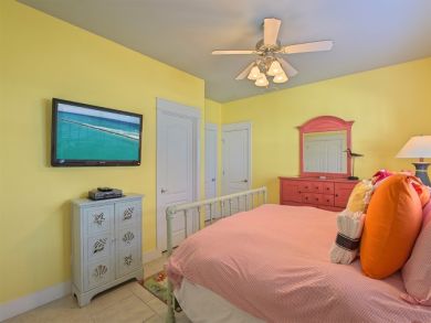 Luxury Miramar Beach Pool Vacation Home with Six Bedrooms Luxury Miramar Beach Pool Vacation Home with Six Bedrooms
