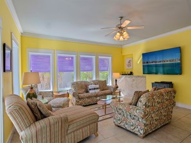 Luxury Miramar Beach Pool Vacation Home with Six Bedrooms Luxury Miramar Beach Pool Vacation Home with Six Bedrooms