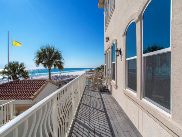 Miramar Five Bedroom Beach Vacation Home With Private Pool