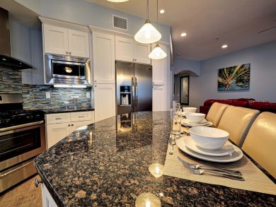 Treasure Island Luxury Condo with boat dock