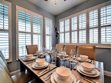 Treasure Island Luxury Condo with boat dock