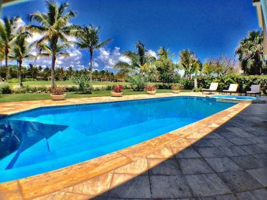 Luxury Vacation Villa with Pool and 4 Bedrooms in Punta Cana
