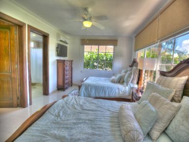 Luxury Vacation Villa with Pool and 4 Bedrooms in Punta Cana