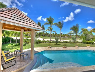 Luxury Vacation Villa with Pool and 4 Bedrooms in Punta Cana
