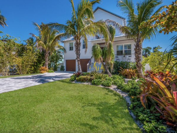 One of the Most Stunning Rentals on Anna Maria Island 5 Star with Canal and Boat Dock