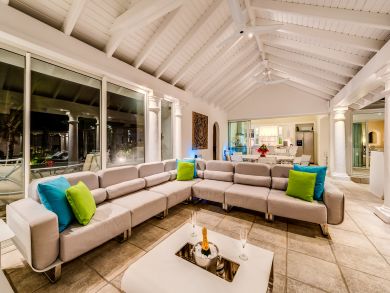 St. Martin Exquisite 2 Bedroom Rental Beachfront Escape
