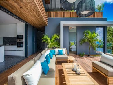 St. Barts Home 897595