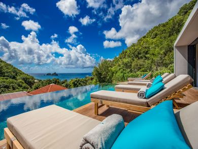 St. Barts Home 897595