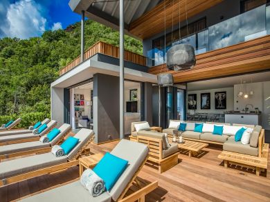 St. Barts Home 897595