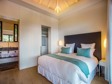 St. Barts Home 897595