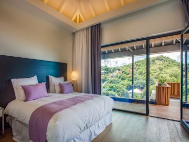St. Barts Home 897595