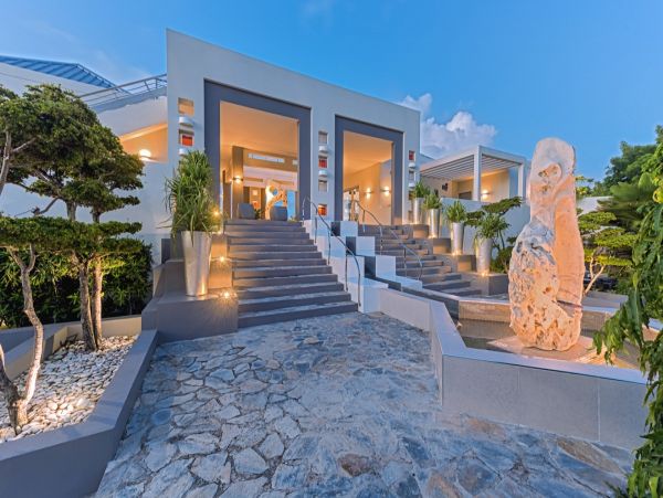 Oceanfront Saint Martin Vacation Villa
