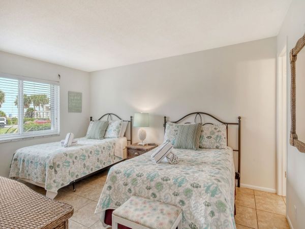 One of Siesta Keys Best Condo Complexes Book Early!