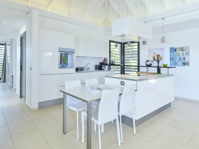 St. Barts Home 897630