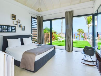 St. Barts Home 897630