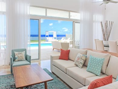 Resort With Water Park, Spa and Much More Walk to Beach