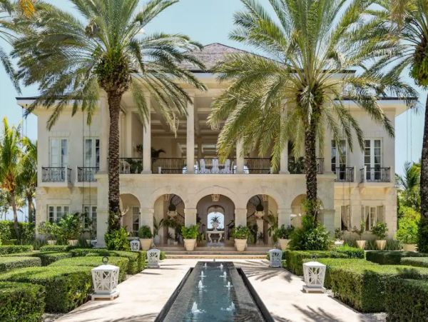 One of the Largest Luxurious Dominican Republic Villas